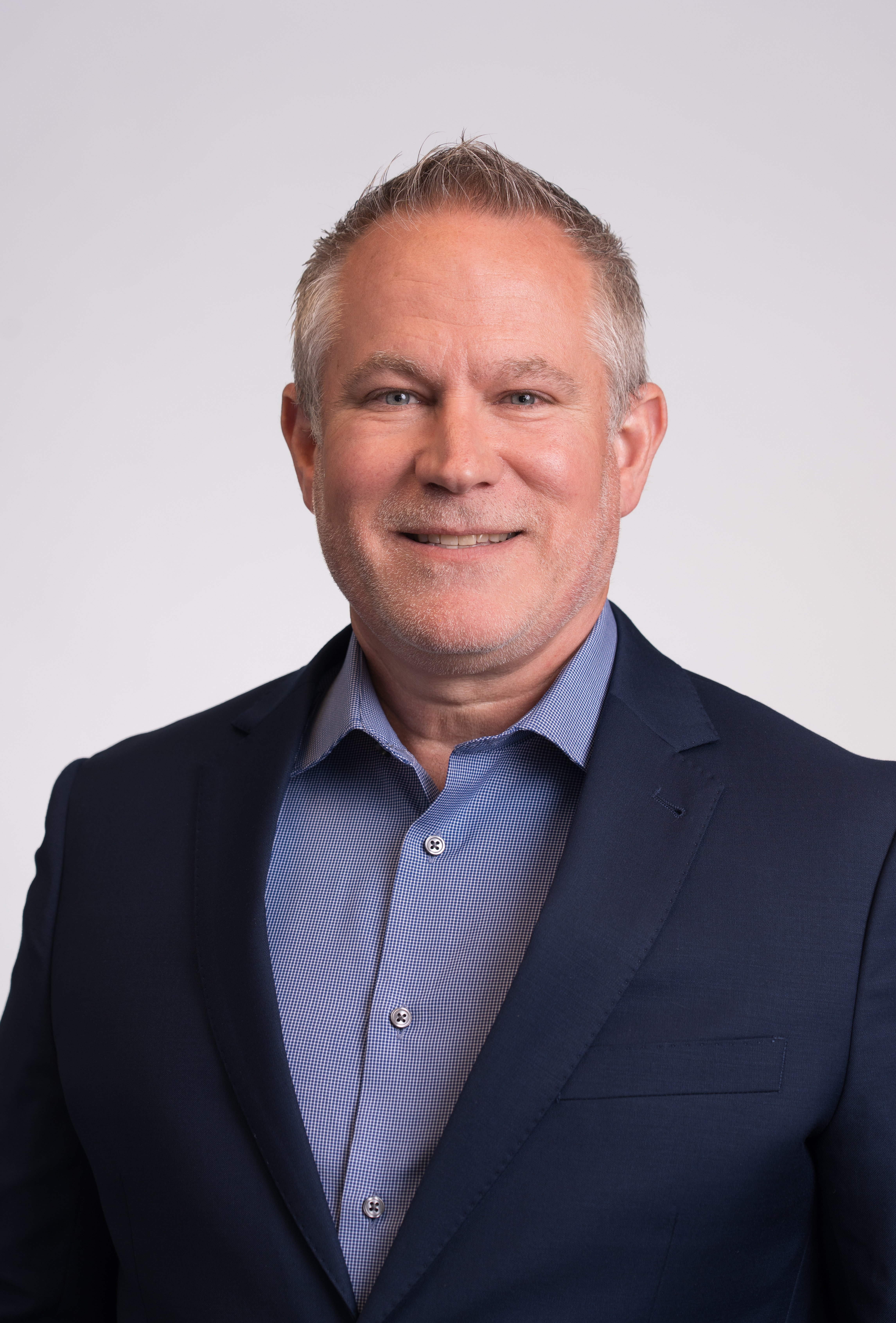 Andrew Evans headshot